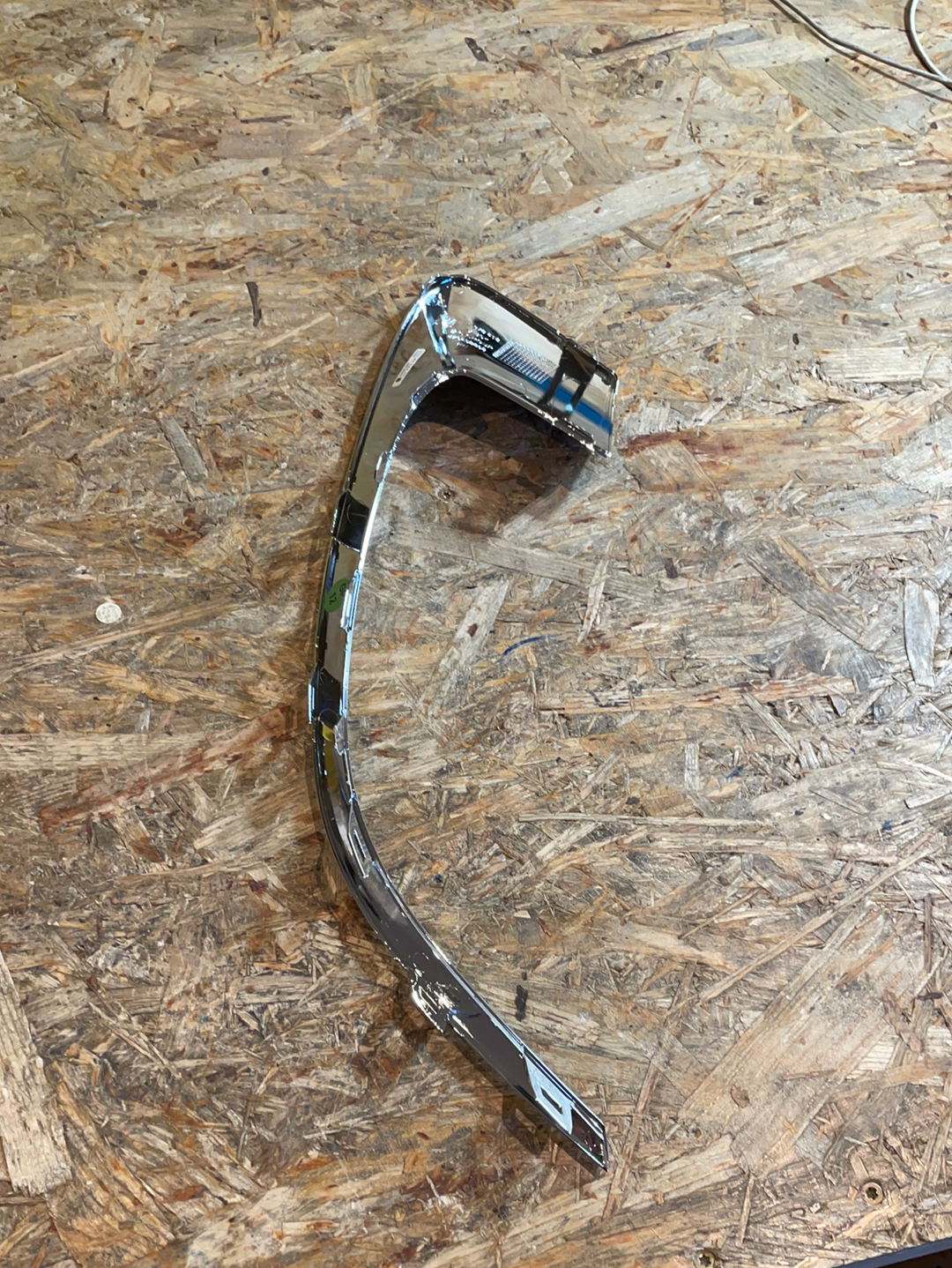 Original GM Opel Meriva B Blende Stoßfänger vorne rechts Neu
