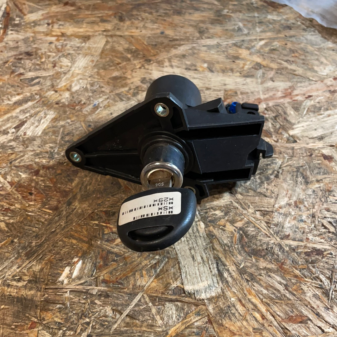 Original GM Opel Vectra B Omega B Schließzylinder Schloß Heckklappe Neu