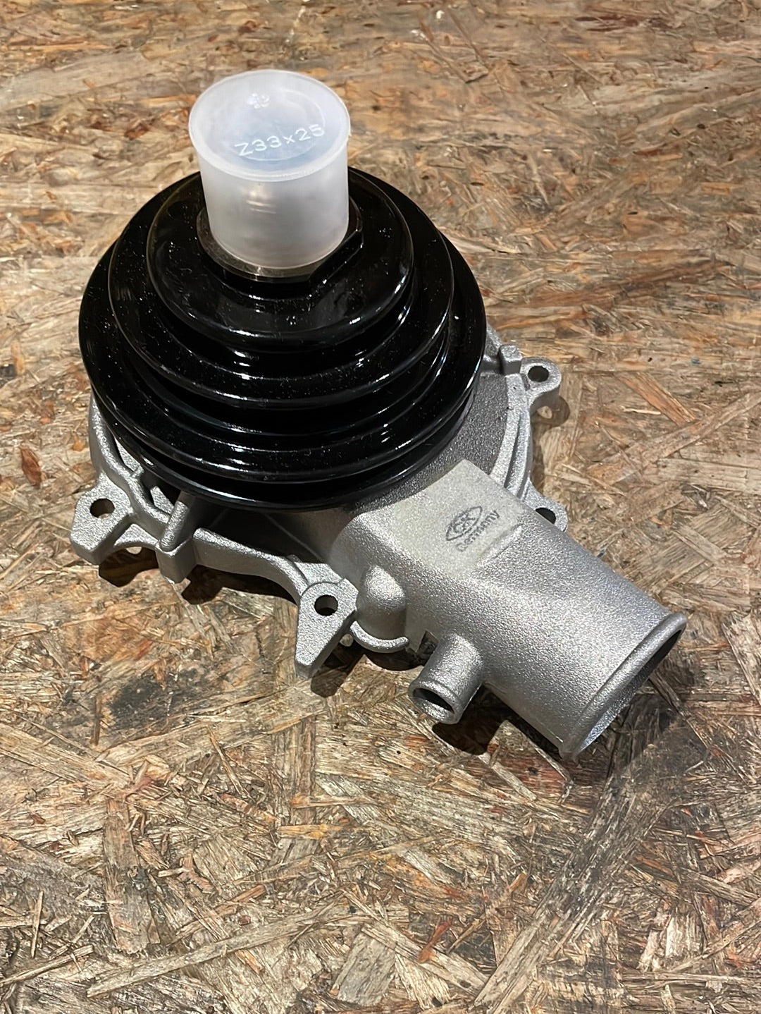 Original GM Opel Ascona B Diesel 2,0 L Rekord E Diesel 2,0/2,3 L Wasserpumpe Neu
