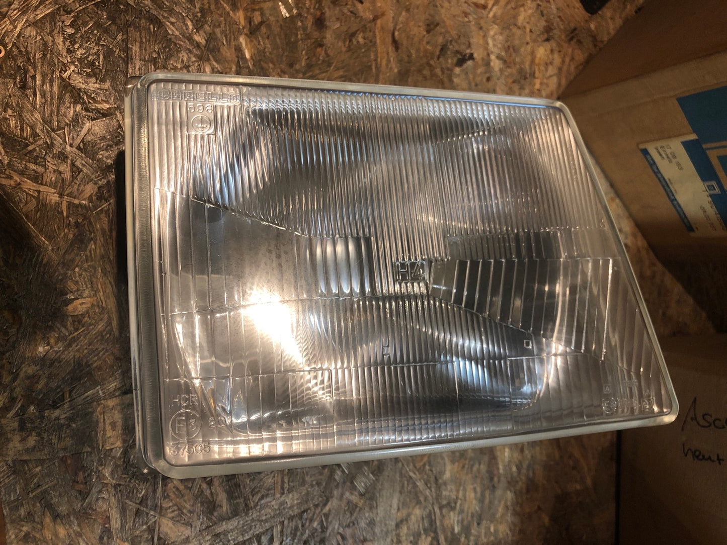 Original Opel Kadett D Hauptscheinwerfer rechts H4 Neu