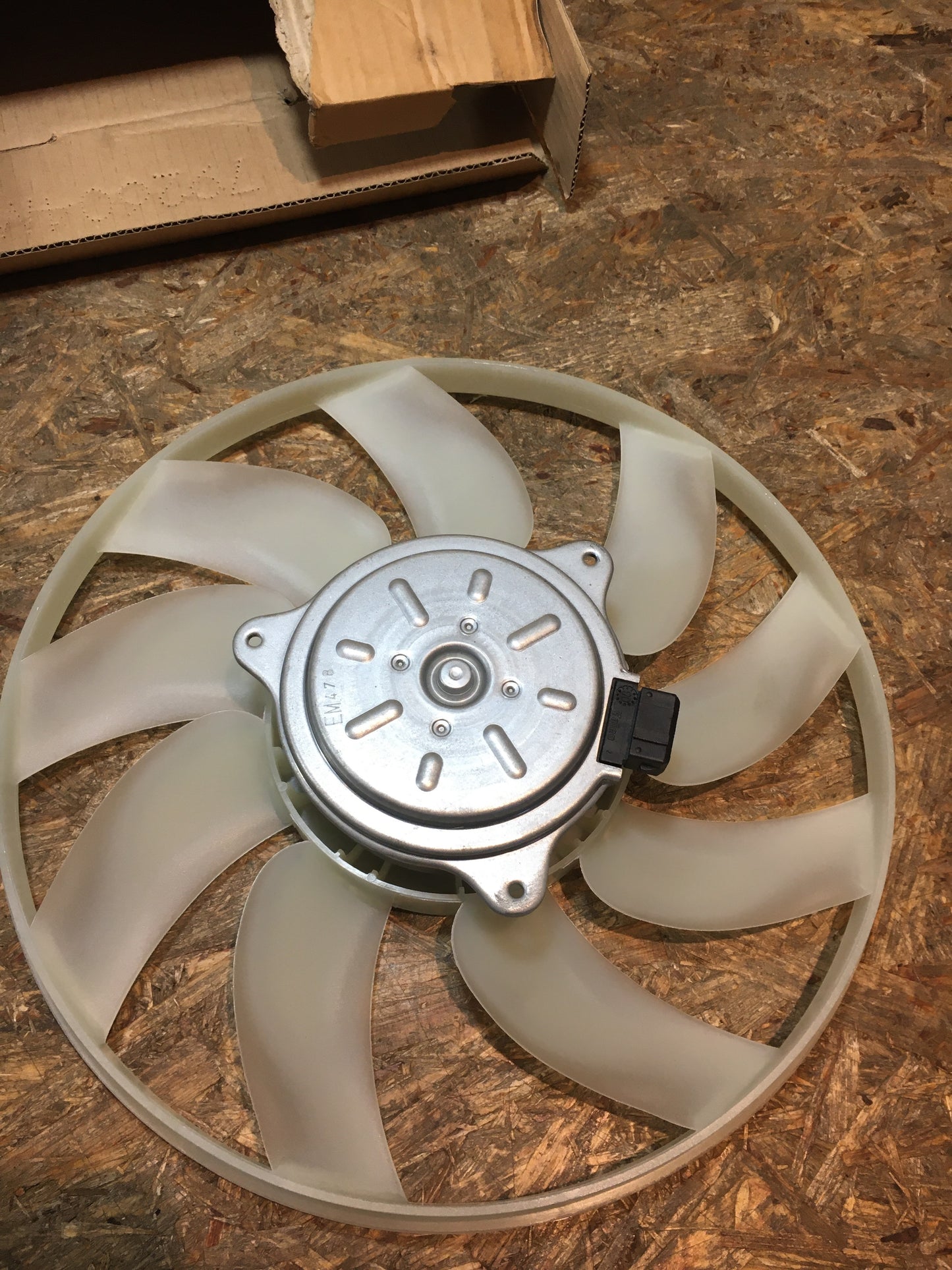 Original Vectra C Berlina Elektrolüfter Motorkühlung  NEU