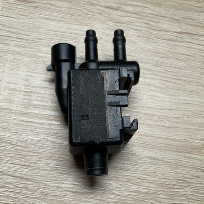 Original GM Opel Astra F Vectra A Ventil Verdampfungskontrolle Neu