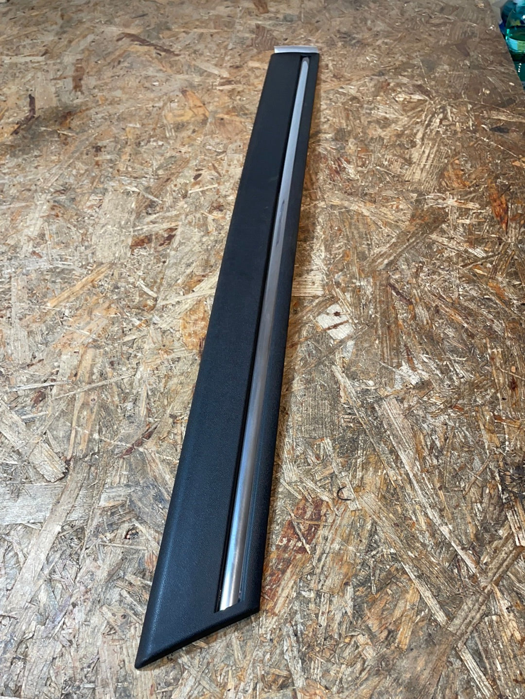 Original GM Opel Vectra A Schutzzierleiste hinten rechts Neu