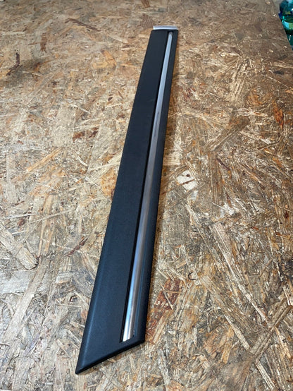 Original GM Opel Vectra A Schutzzierleiste hinten rechts Neu