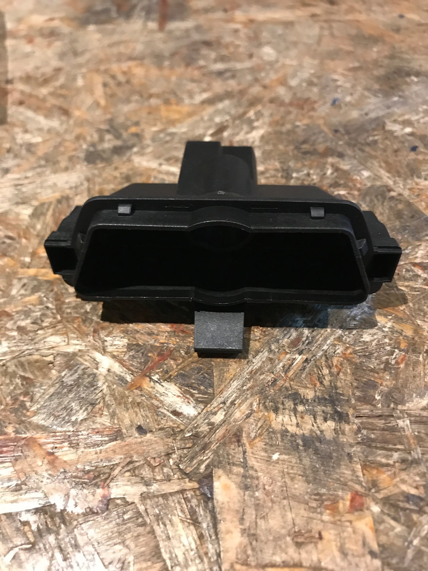 Original Astra G Stufenheck Gehäuse Kennzeichen hinten NEU
