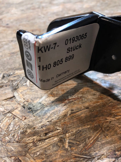Original VW Golf 3 Halter für Aufpralldämpfer links Neu