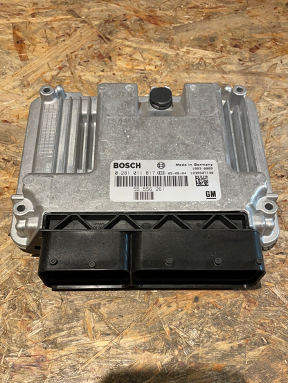 Original GM Opel Vectra Signum 1.9 CDTI Motorsteuergerät ECU Neu