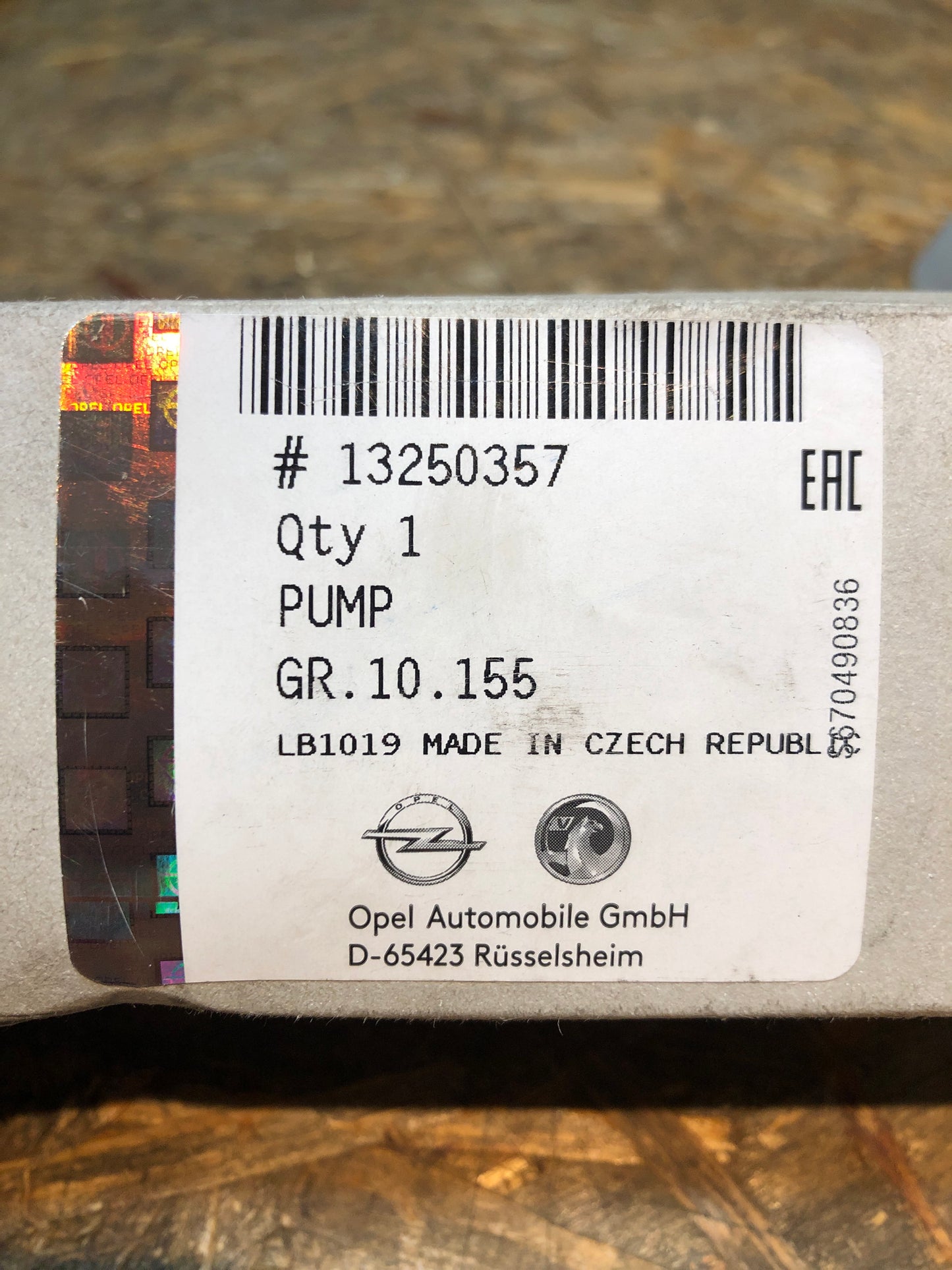 Original GM Opel Astra J Insignia A Meriva B Wasserpumpe Neu