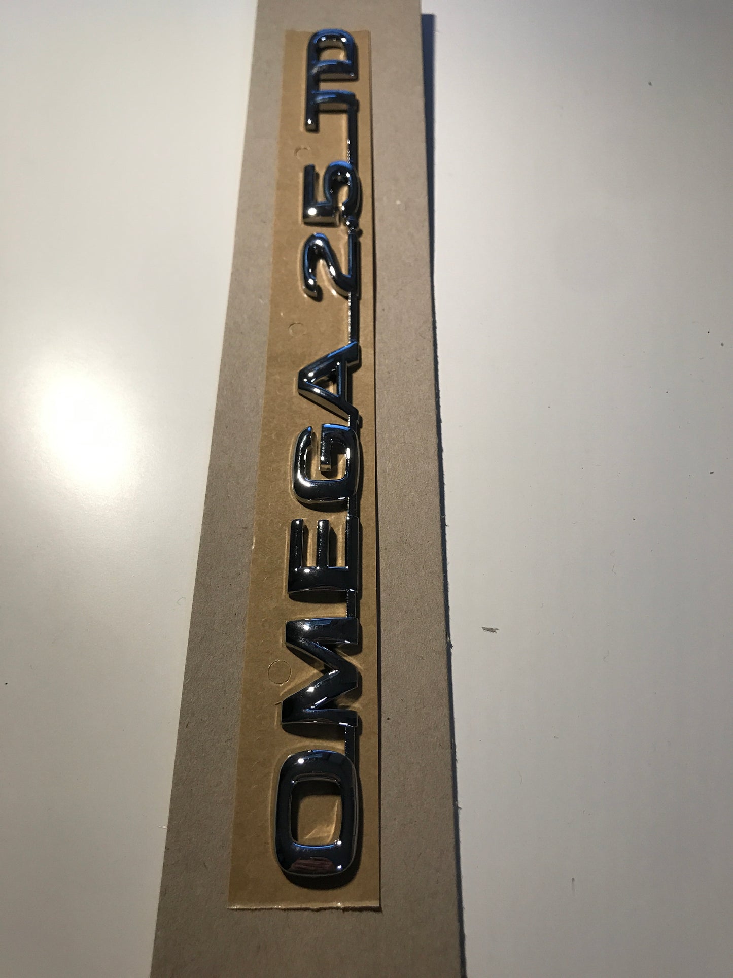 Original Omega 2.5 TD Schriftzug hinten NEU