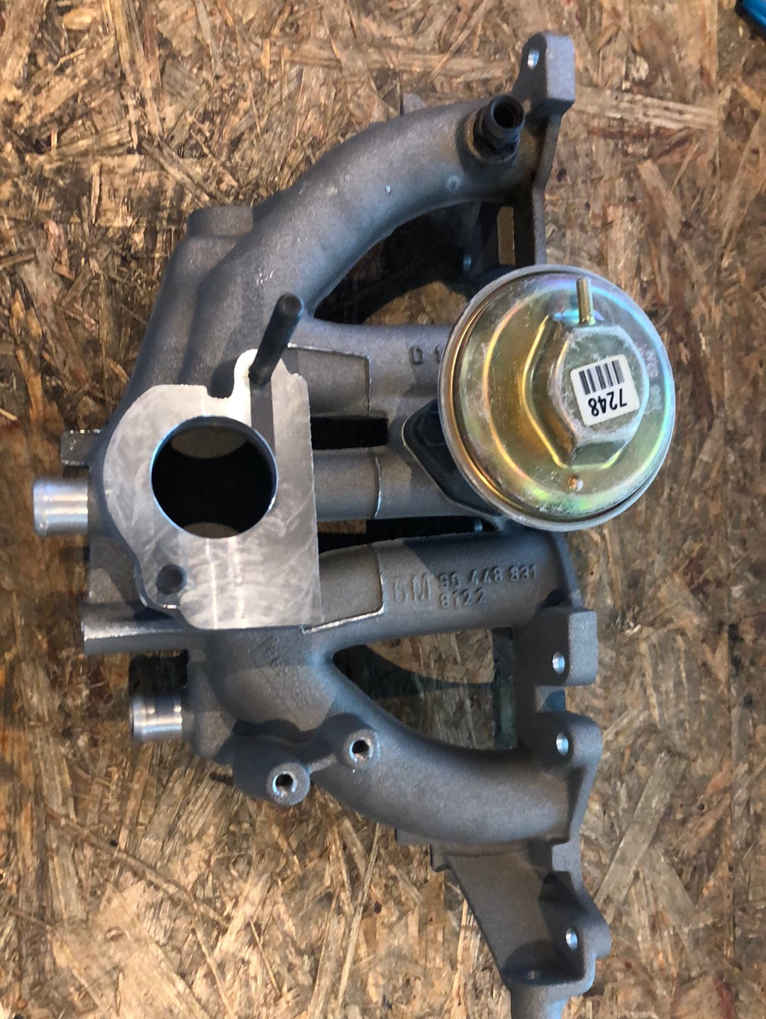 Original GM Opel Vectra A Astra F Kadett 1.8 Ansaugkrümmer Neu