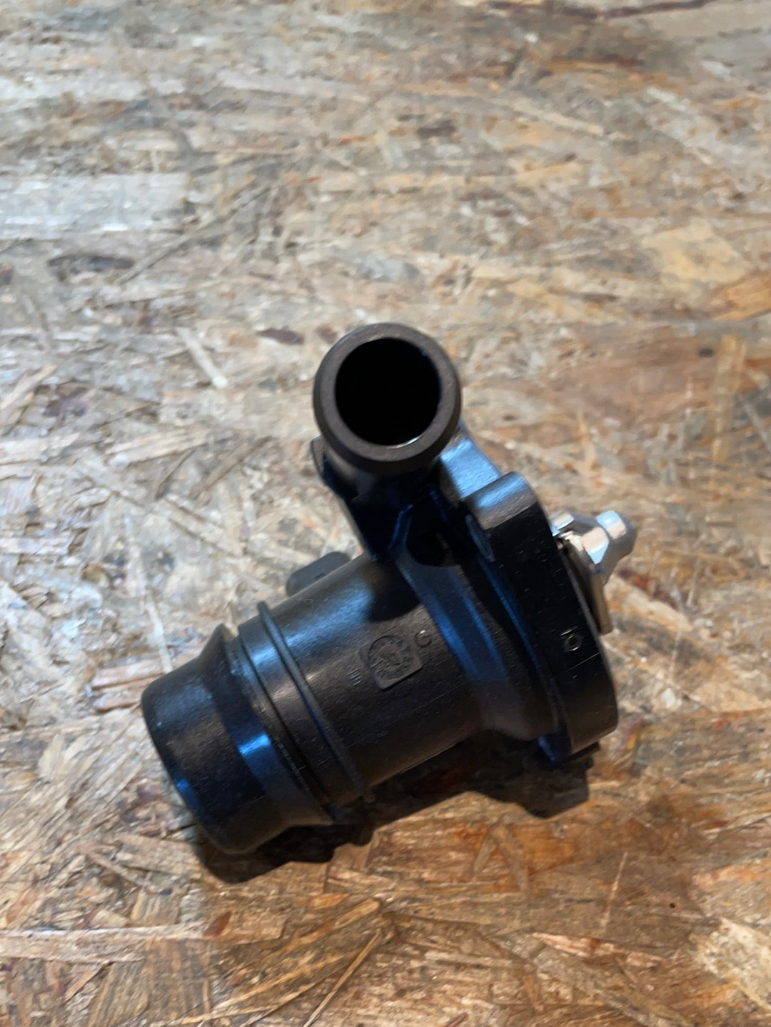 Original GM Opel Astra J 1,4T 16V Thermostat Neu