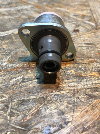Original GM Opel Astra H Schrägheck Kraftstoffdruckregler Neu