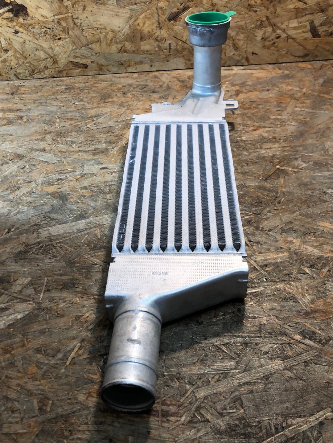 Original GM Opel Corsa C Combo Tigra Ladeluftkühler Neu