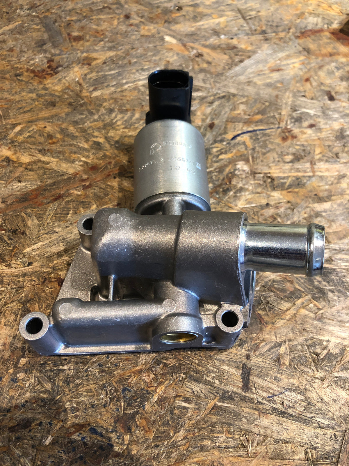 Original GM Opel Astra Corsa 1.4 90PS Z10XEP,Z12XEP,Z14XEP AGR Abgasrückführungsventil (Pierburg) Neu