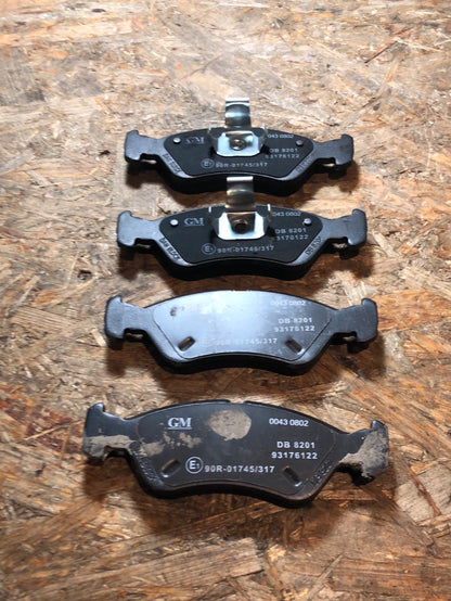 Original GM Opel Astra F Kadett E Omega A Vectra A Bremsklötze Neu