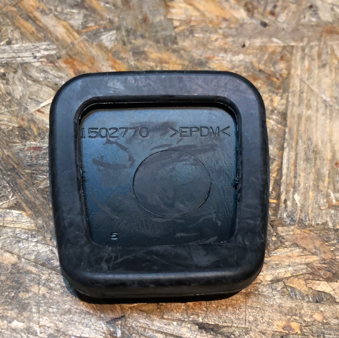 Original GM Opel Astra Insignia Gummipad Kupplungspedal Neu