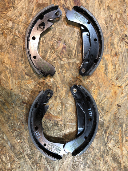 Original GM Opel Corsa A Bremsbackensatz Hinten Neu
