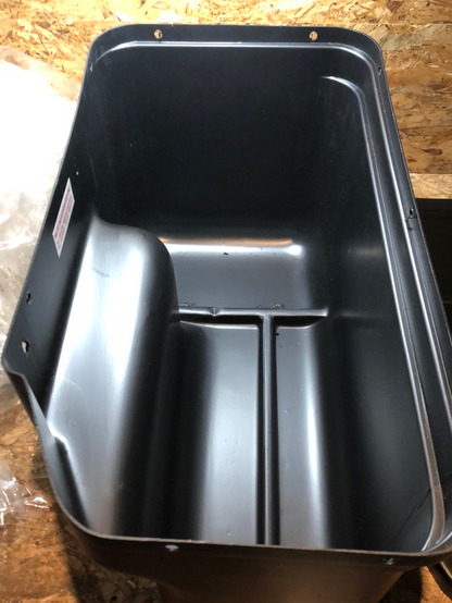 Original GM Opel Kadett E Caravan Ablagebox Kofferraum Neu