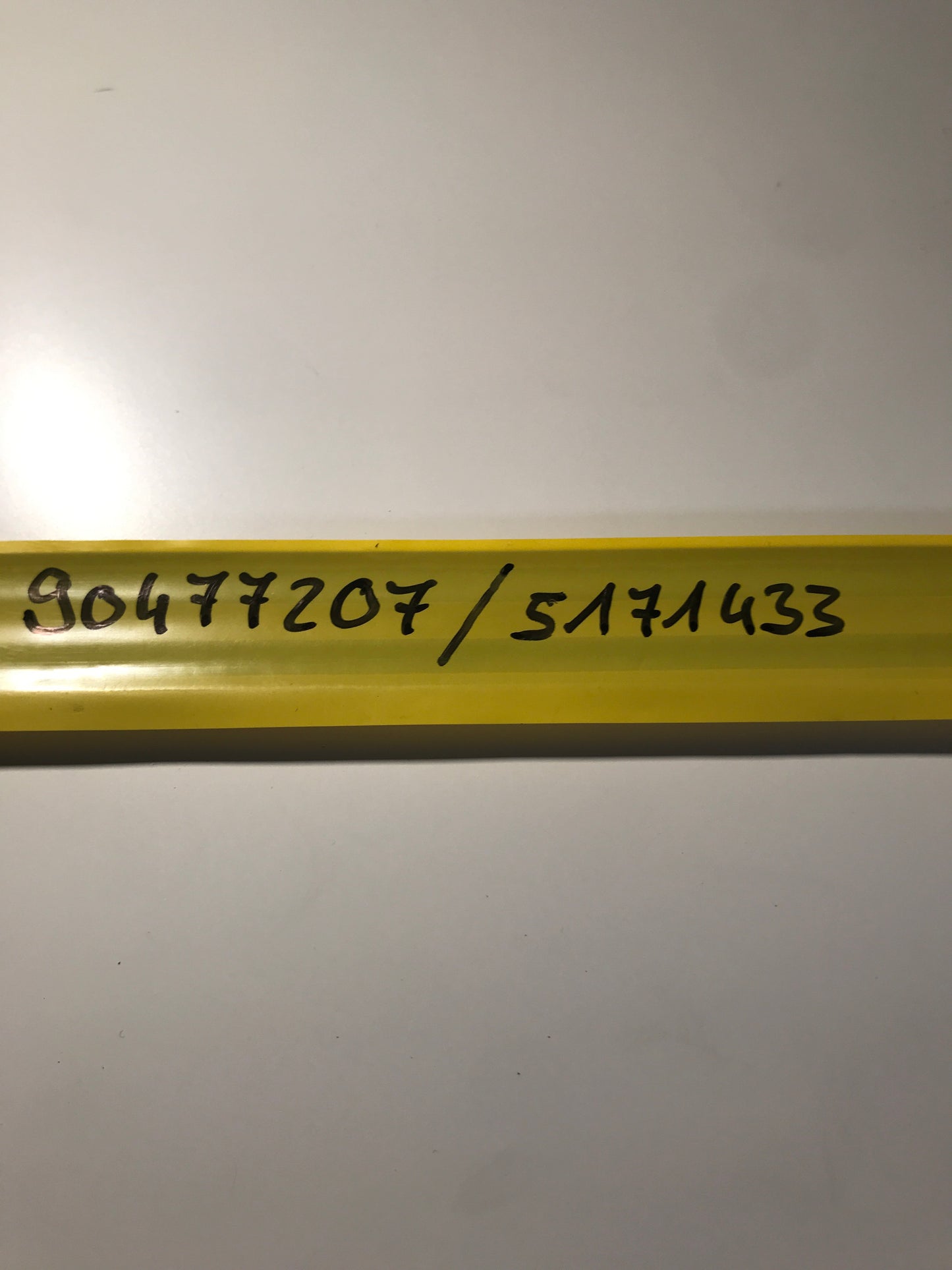 Original Corsa B Zierleiste Seitenwand hinten links NEU