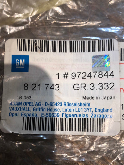 Original GM Opel Signum Vectra C Y30DT 3.0 CDTI Hülse Einspritzventil Neu