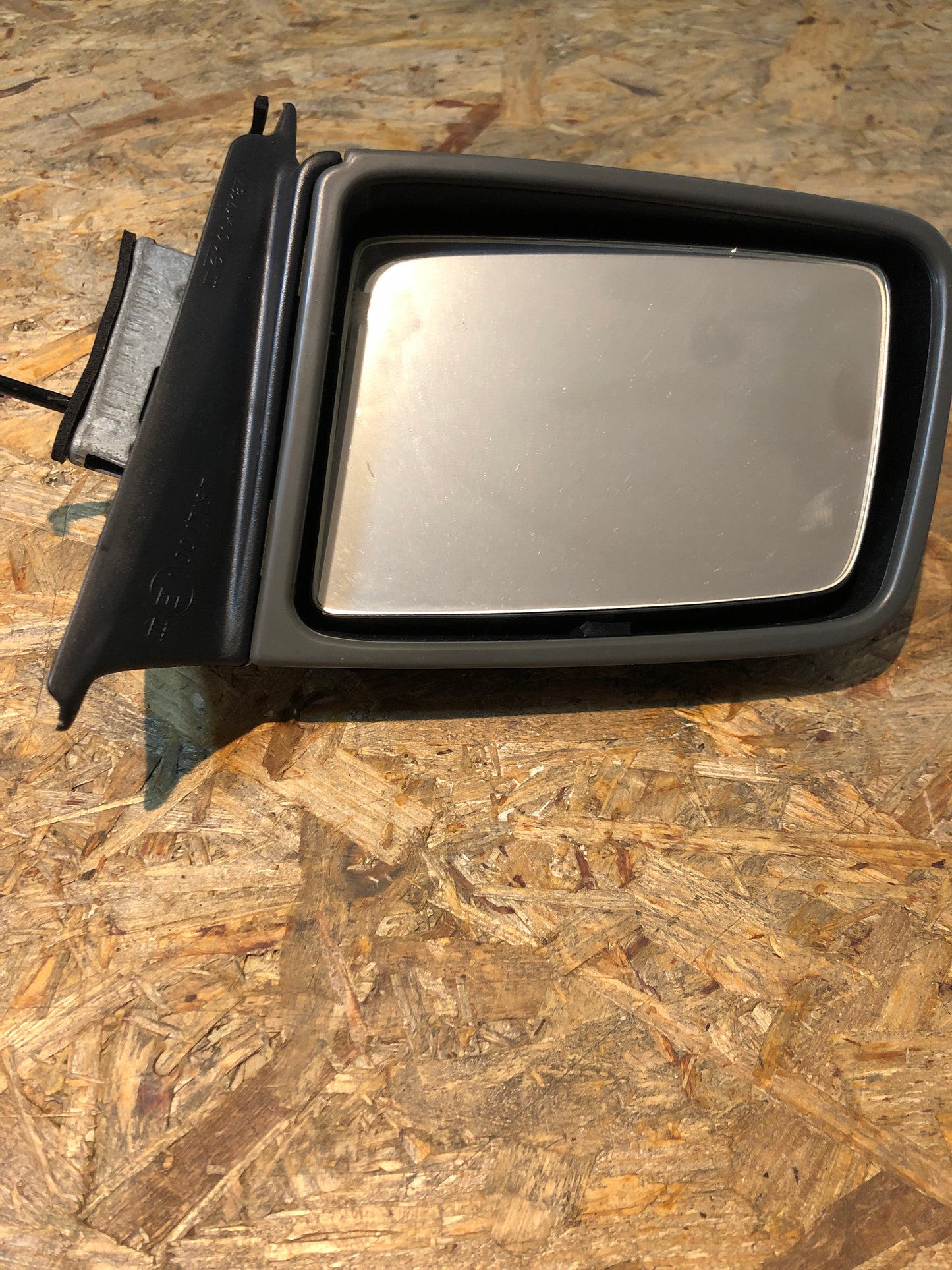 Original GM Opel Kadett E Außenspiegel links Neu