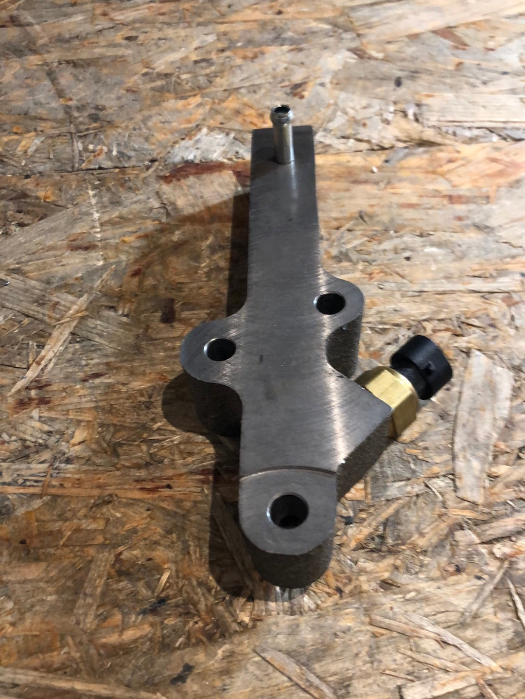 Original GM Opel Monterey 3.0 TD Benzineinspritzung Adapter Rücklauf Neu