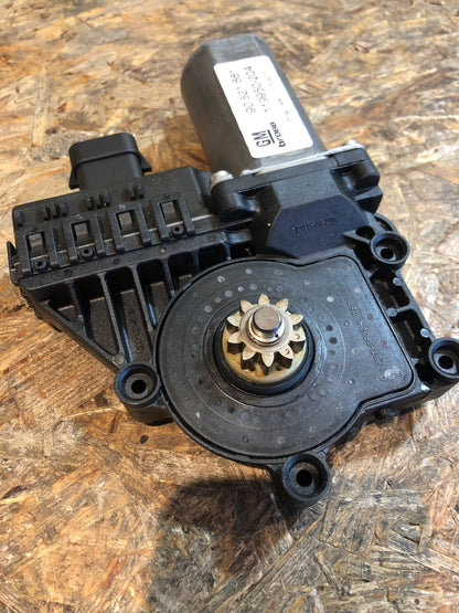 Original GM Opel Astra J Elektrischer Fensterheber Motor vorne links 5 Türer Neu