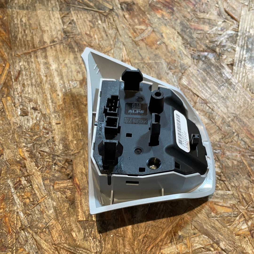 Original GM Opel Corsa D Lenkradtasten Schalter Neu
