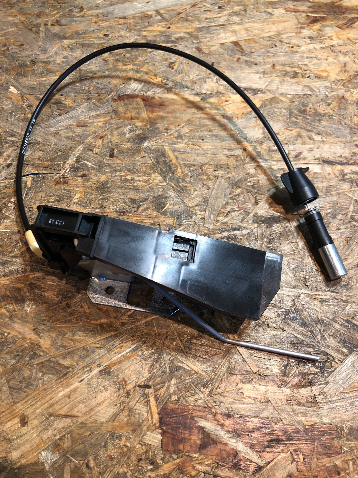 Original GM Opel Astra H Twintop Verschluss Hinterrückenarretierung Neu