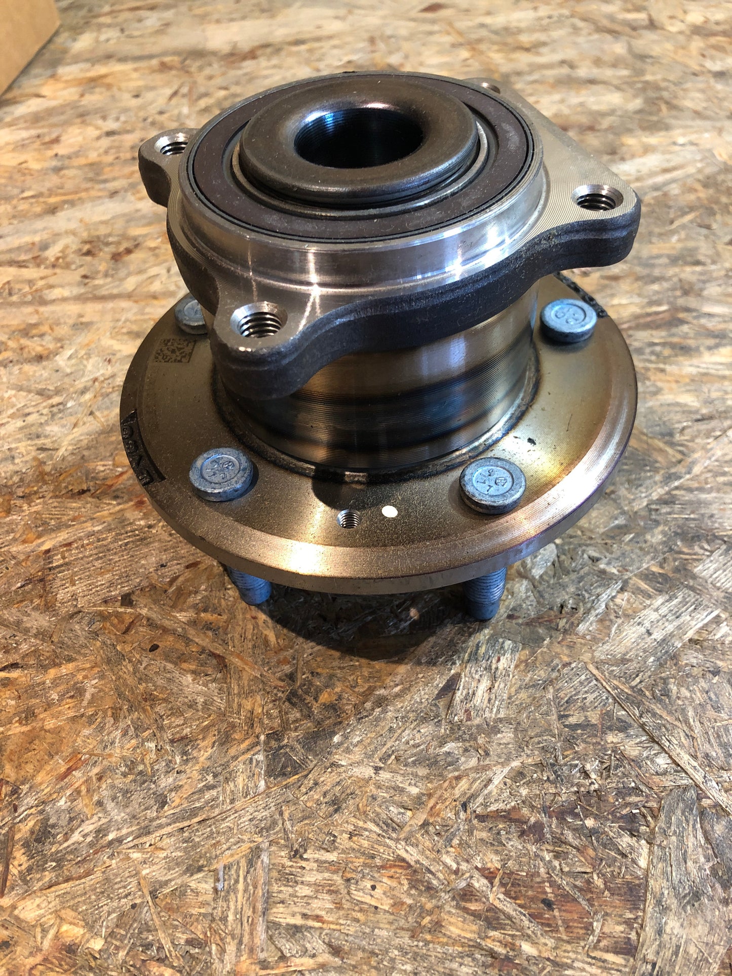 Original GM Opel Ampera R12 Astra J P10 Schrägheck Astra J GTC Sportstourer Limousine Cascada W13 Zafira C Tourer Radlagersatz mit integriertem magnetischen Sensorring Neu