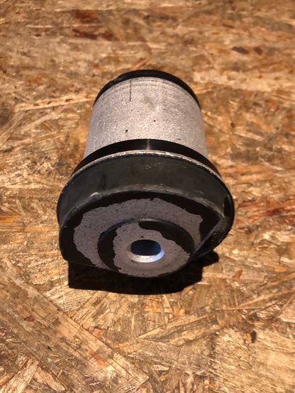 Original GM Opel Astra G Zafira A Meriva Dämpfungsbuchse Neu