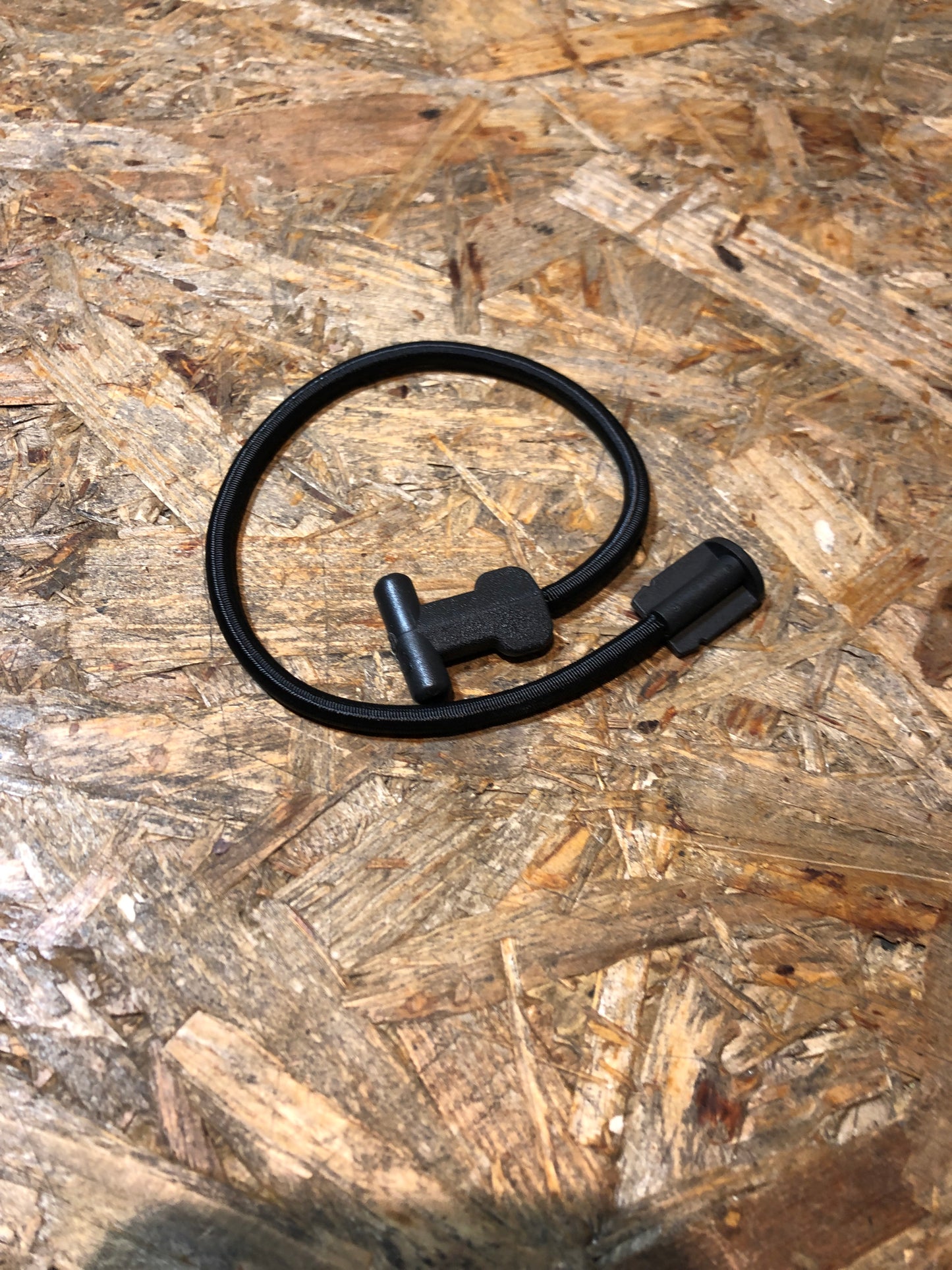Original GM Opel Vectra B Haltegummi, Hutablage, Halteband, Riemen Neu