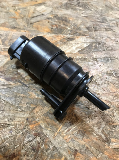 Original Opel Movano Renault Master Pumpe Windschutz Scheibe NEU
