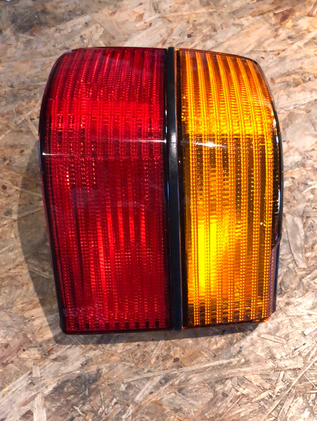 Original Depo VW Vento Rückleuchte links Neu