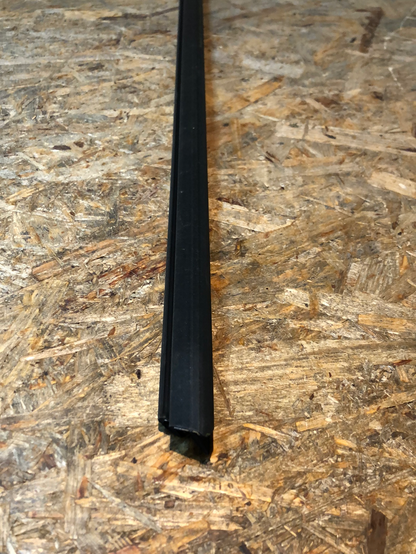 Original GM Opel Corsa D Gummiabdichtung Fensterschacht Vordertür innen rechts Neu