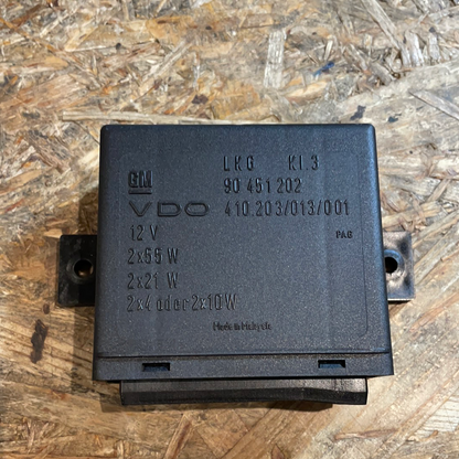Original GM Opel Kadett E Steuergerät Glühlampenkontrolle Neu