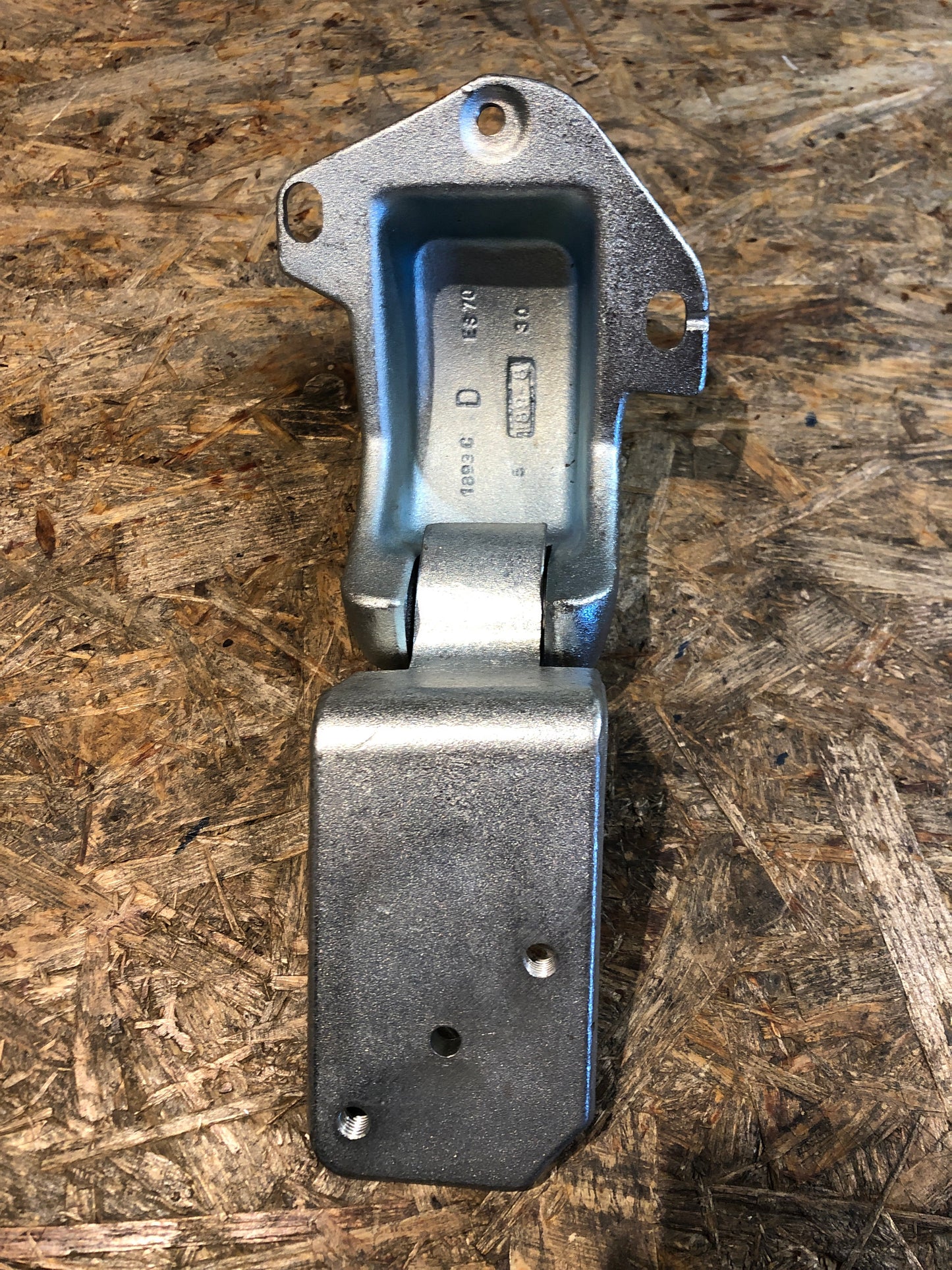Original GM Opel Movano A Scharnier Rückwandtüre Neu