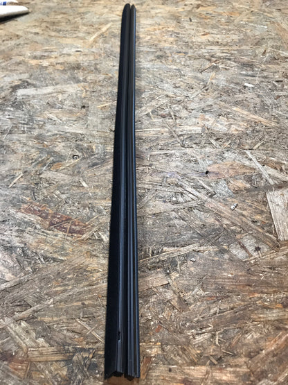 Original Opel Vectra A Schachtabdeckung vorne links NEU