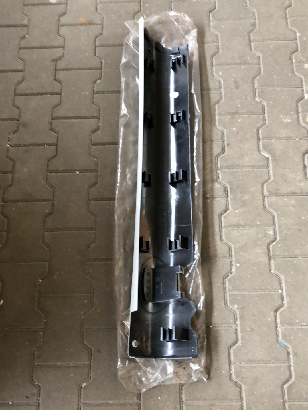 Original GM Opel Corsa B Tigra A Blende Einstiegsverkleidung Neu