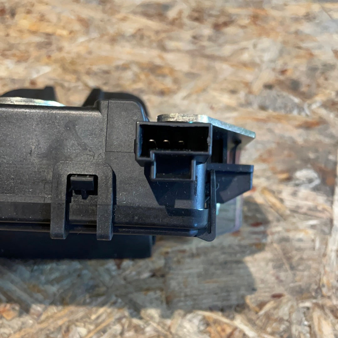 Original GM Opel Zafira B Astra H Heckklappenschloß Neu