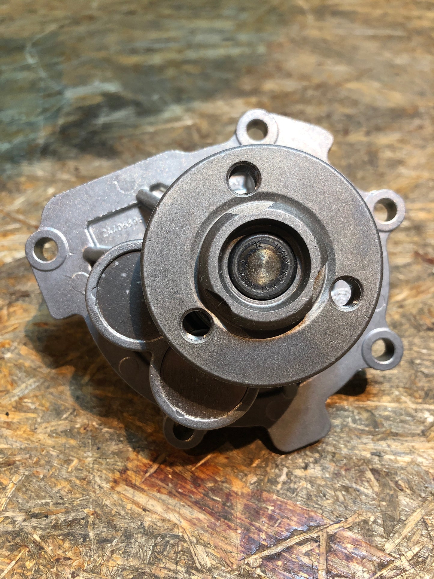 Original GM Opel Astra H 1.6 Vectra C 1.6, 1,8 Chevrolet Cruze Bj 08-18 Wasserpumpe Neu