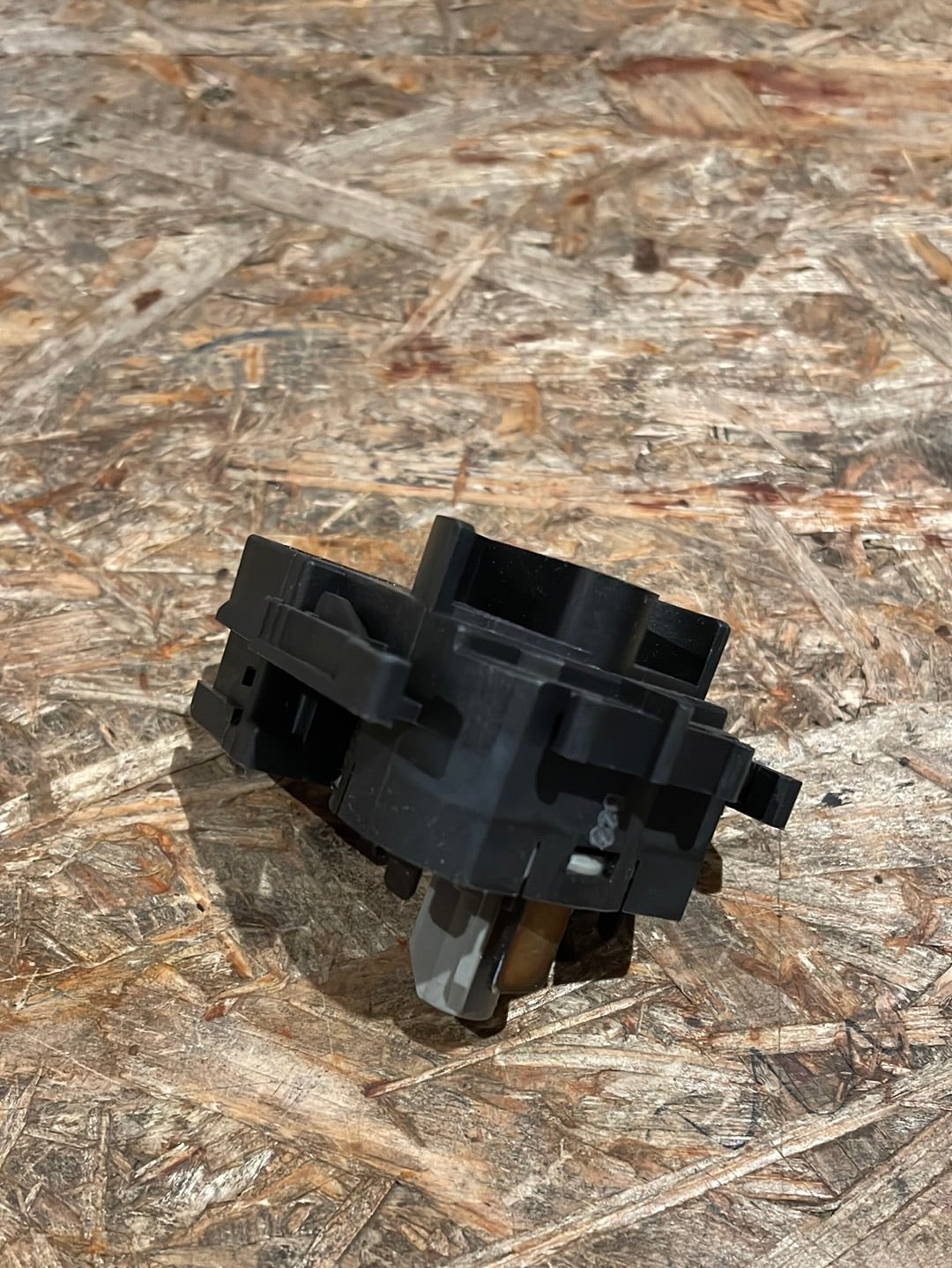 Original GM Opel Corsa C F08, F68 1,2 Twinport Zünd-/Startschalter Neu