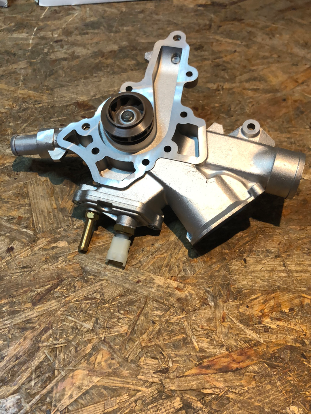 Original GM Opel Agila A Astra G (T98) Corsa B (S93) Wasserpumpe mit Dichtung Neu