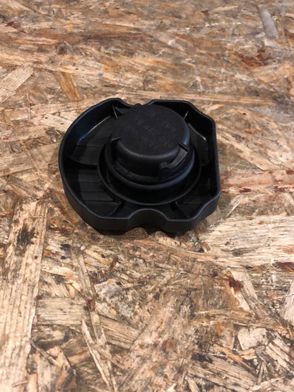Original GM Opel Astra F Omega B Frontera Öldeckel Verschlussdeckel Neu