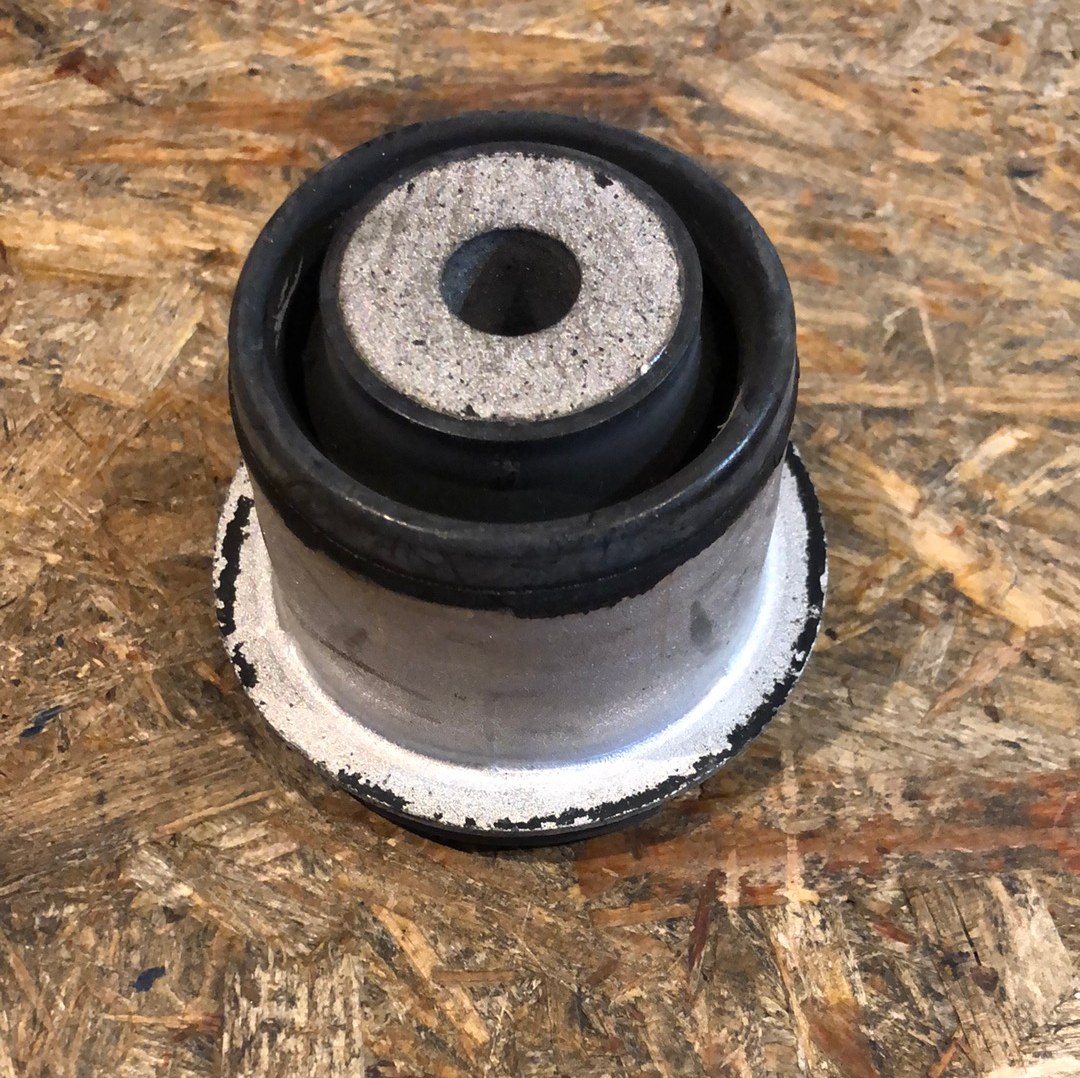 Original GM Opel Vectra A/B Lagerung Lenker Neu