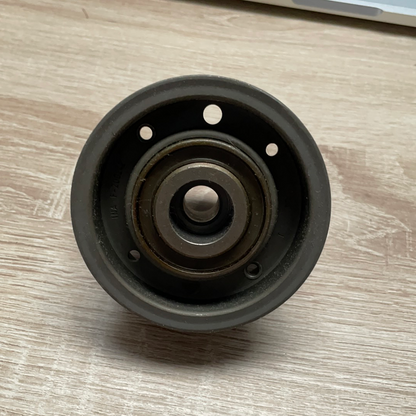 Original GM Opel Ascona Kadett E 1,6 Umlenkrolle Zahnriemen Neu