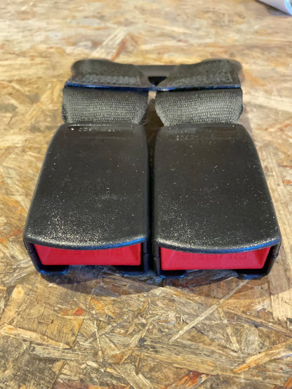Original GM Opel Frontera B Anschnallgurt Schloss hinten Neu