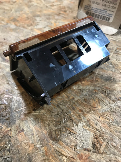 Original Opel Vectra B Aschenbecher Mittelkonsole Tunnel vorn NEU