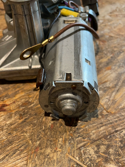 Original GM Opel Corsa A Wischermotor Heckscheibe Neu