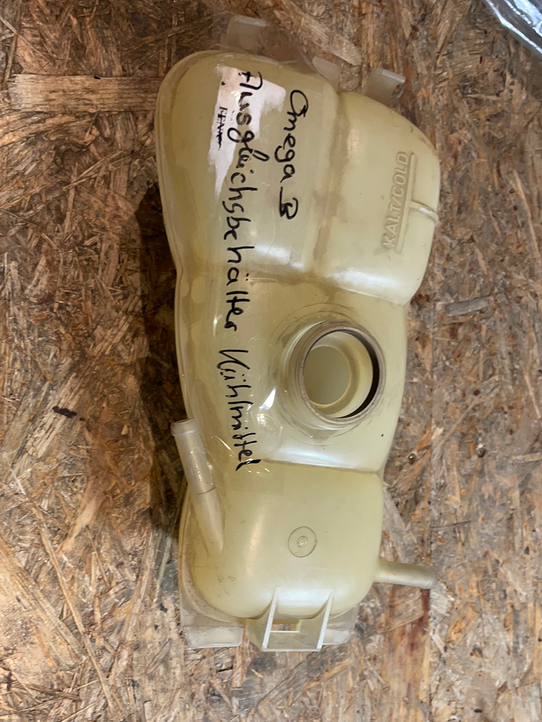 Original GM Opel Omega B Ausgleichsbehälter Kühlmittel Neu